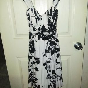 Speechless Black & White Formal Dress